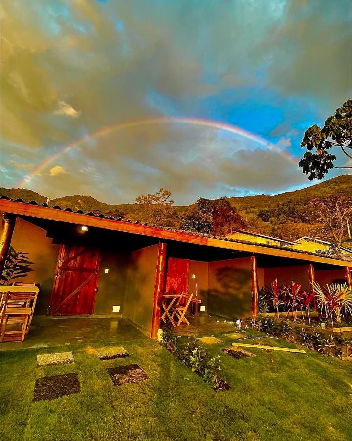 Rancho Do Paioleiro - Suites São Bento do Sapucaí Kültér fotó