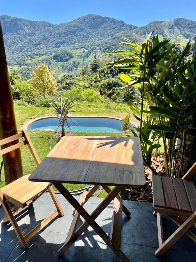 Rancho Do Paioleiro - Suites São Bento do Sapucaí Kültér fotó