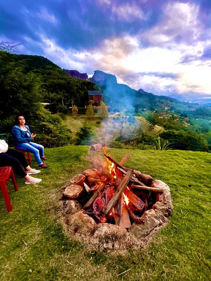 Rancho Do Paioleiro - Suites São Bento do Sapucaí Kültér fotó